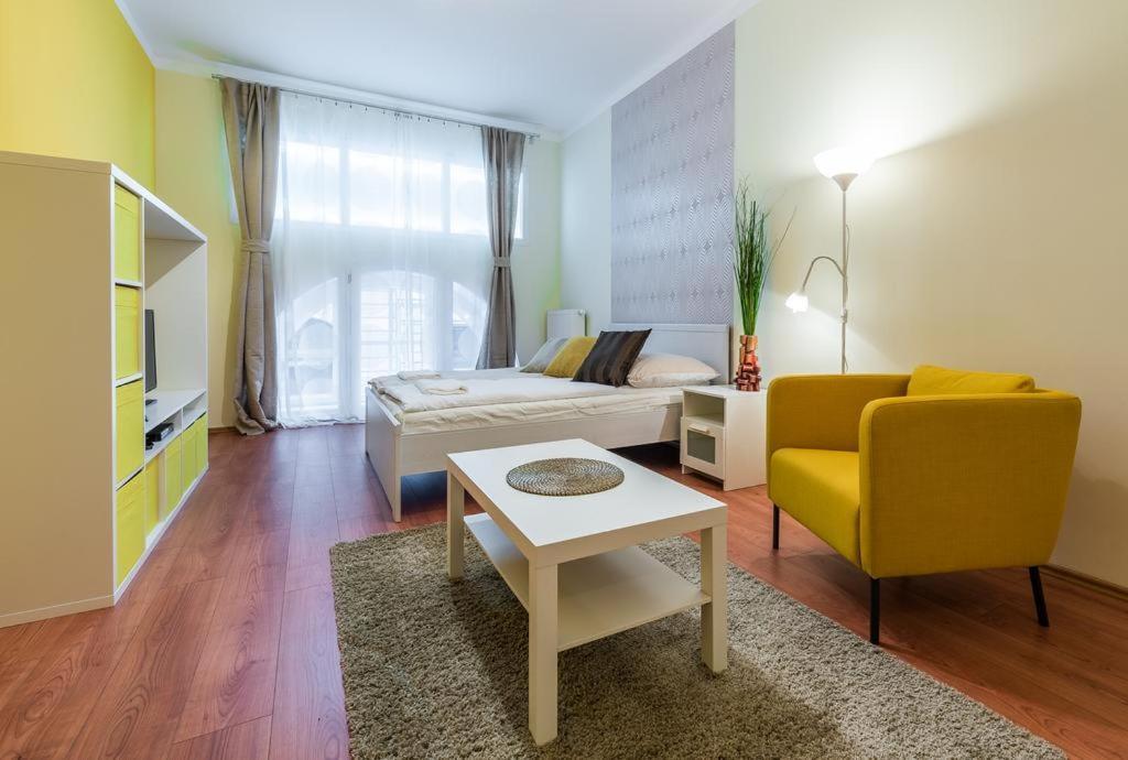Miro Rooms Budapest Exteriör bild