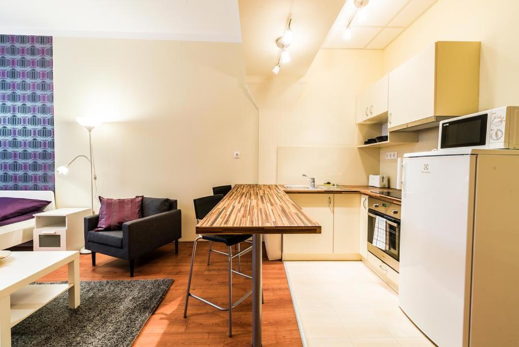 Miro Rooms Budapest Exteriör bild