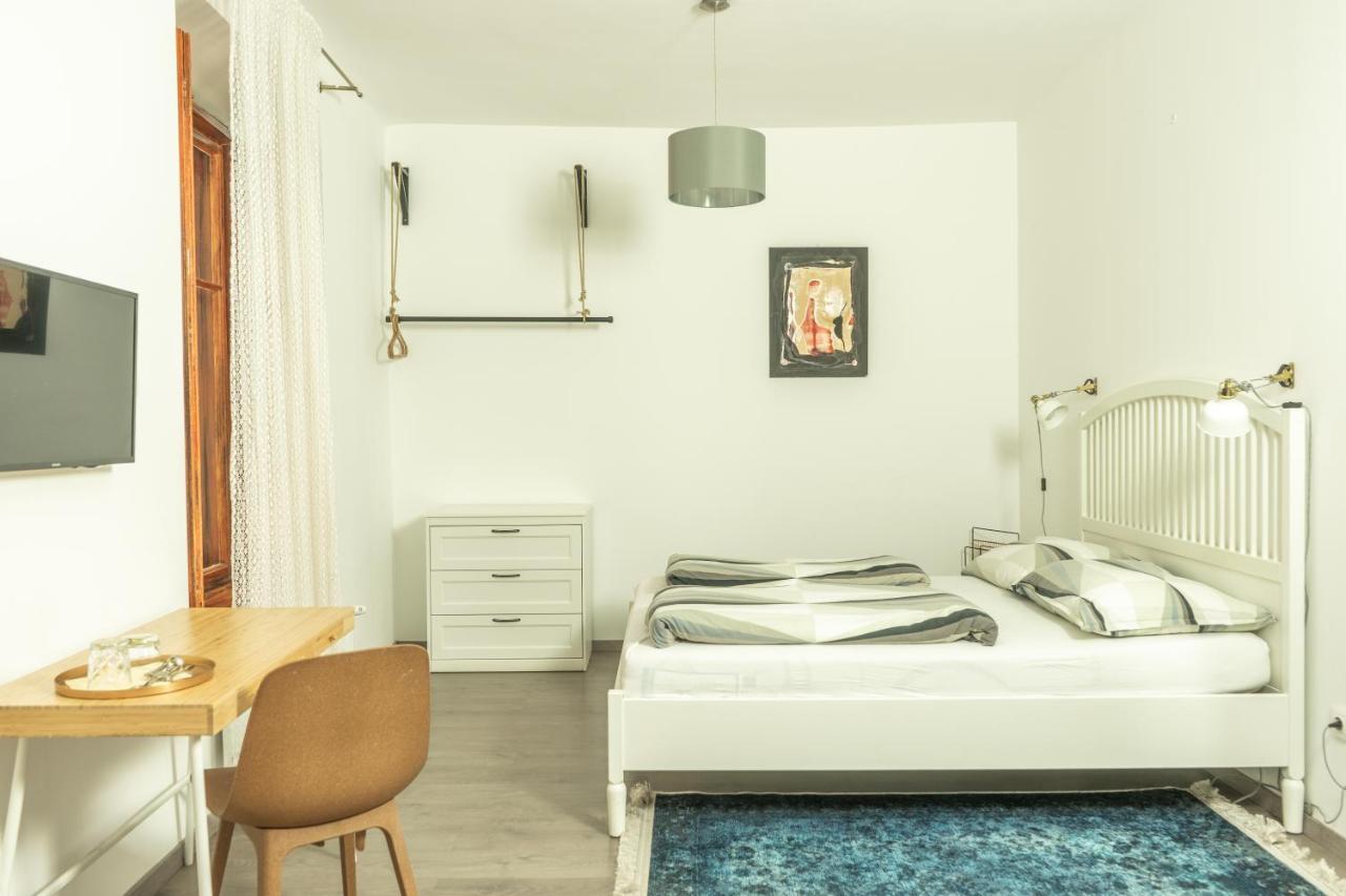 Miro Rooms Budapest Exteriör bild